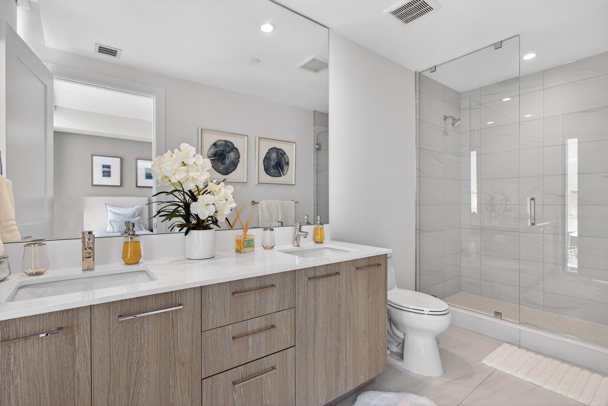 151 N Seabreeze #1004, Fort Lauderdale FL 33304