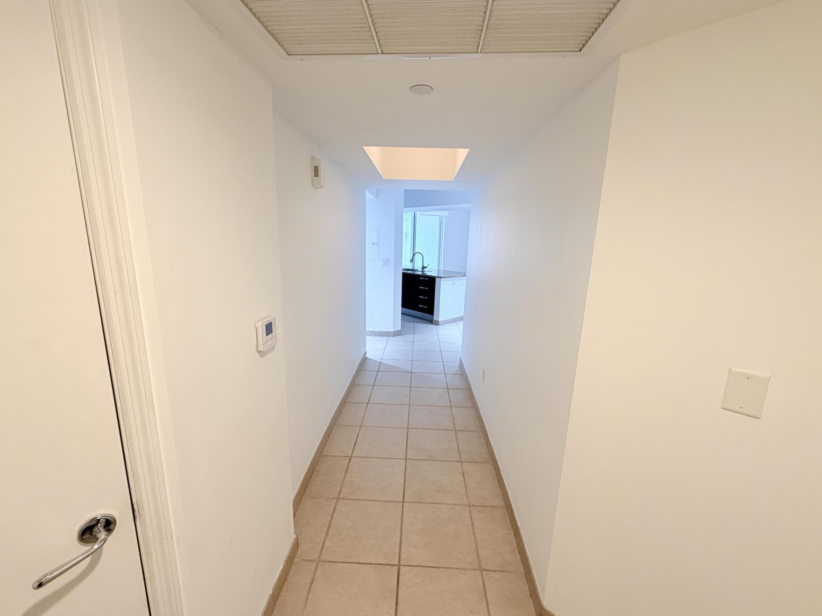 19900 E Country Club #210, Aventura FL 33180