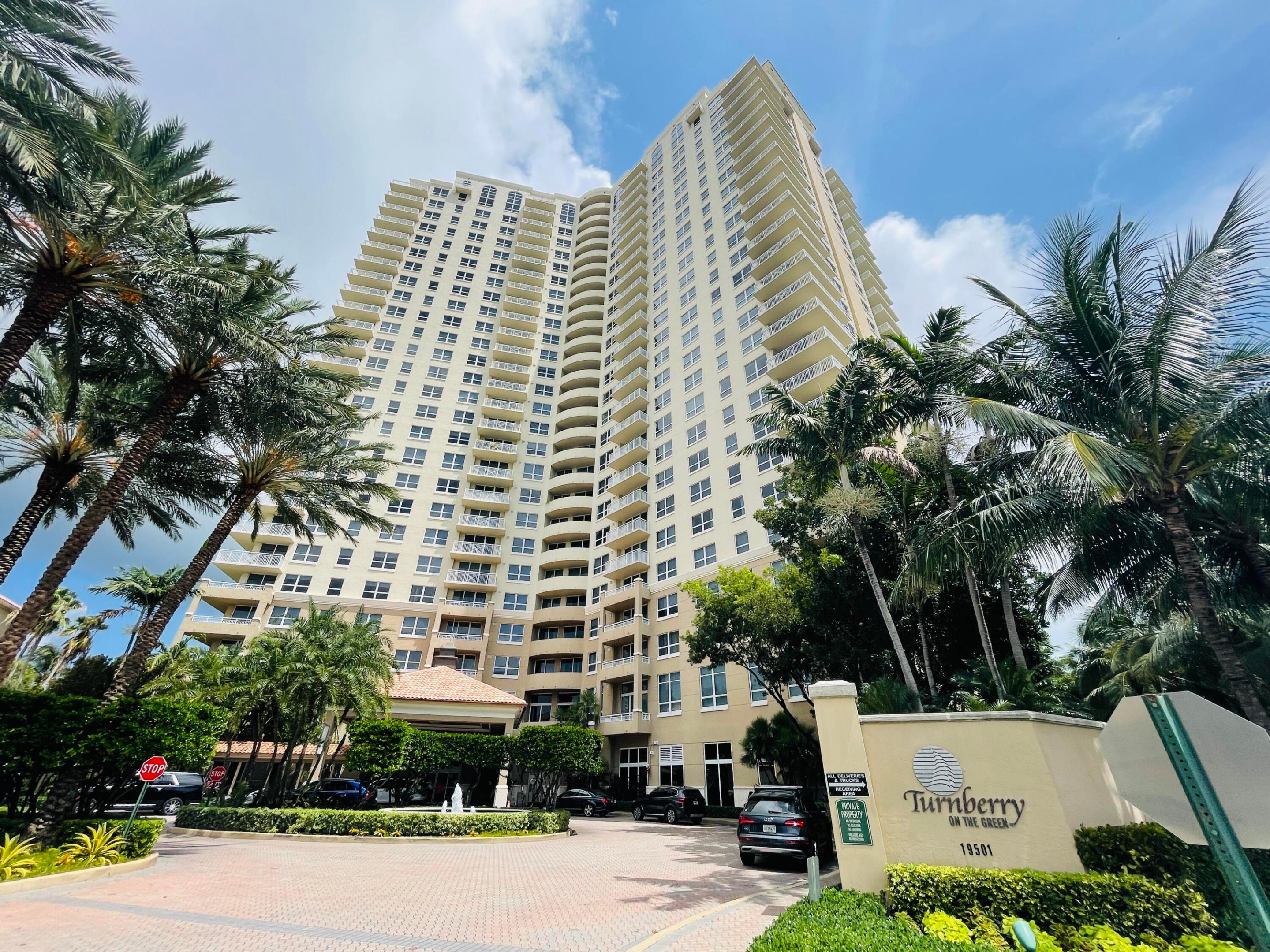 19900 E Country Club #210, Aventura FL 33180