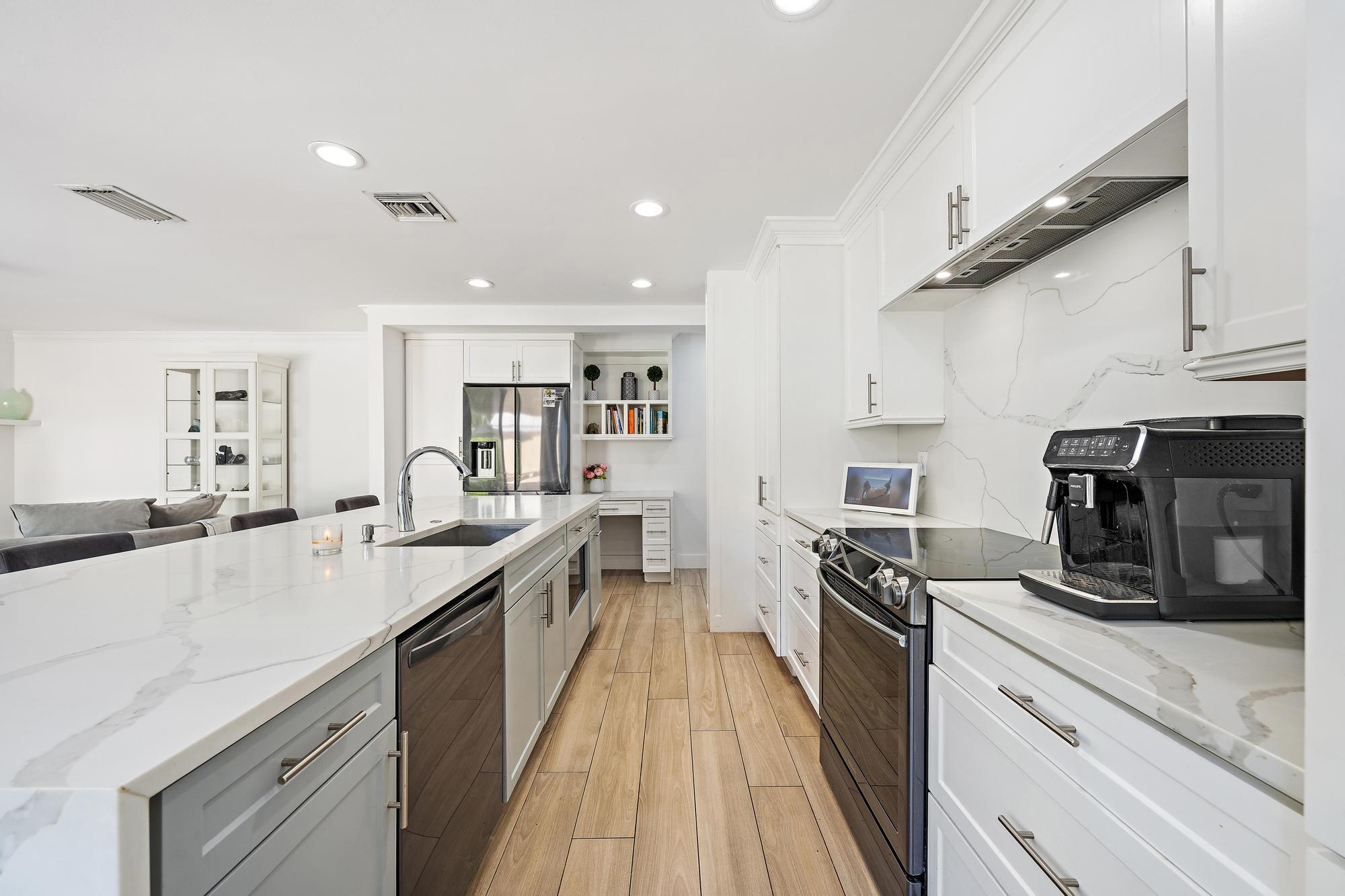 10101 Oak Bark, Palm Beach Gardens FL 33410
