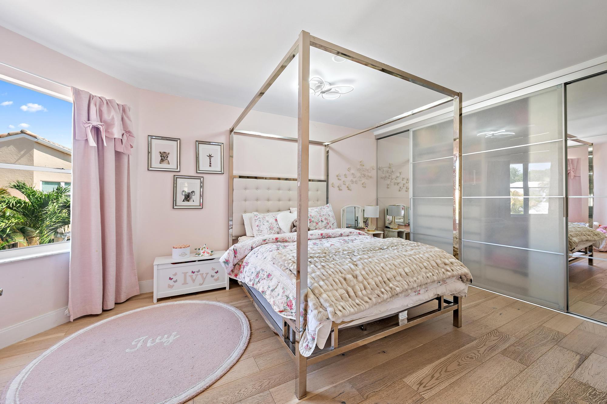 10101 Oak Bark, Palm Beach Gardens FL 33410