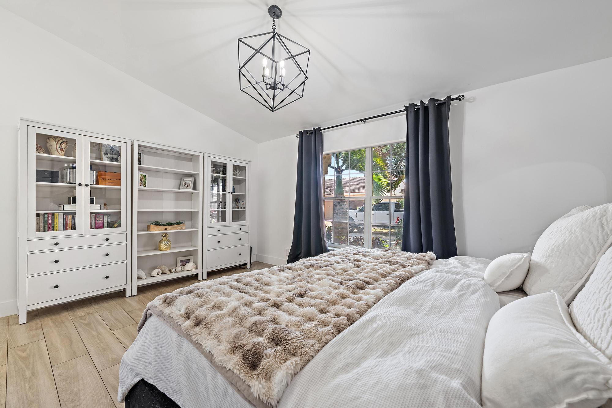 10101 Oak Bark, Palm Beach Gardens FL 33410