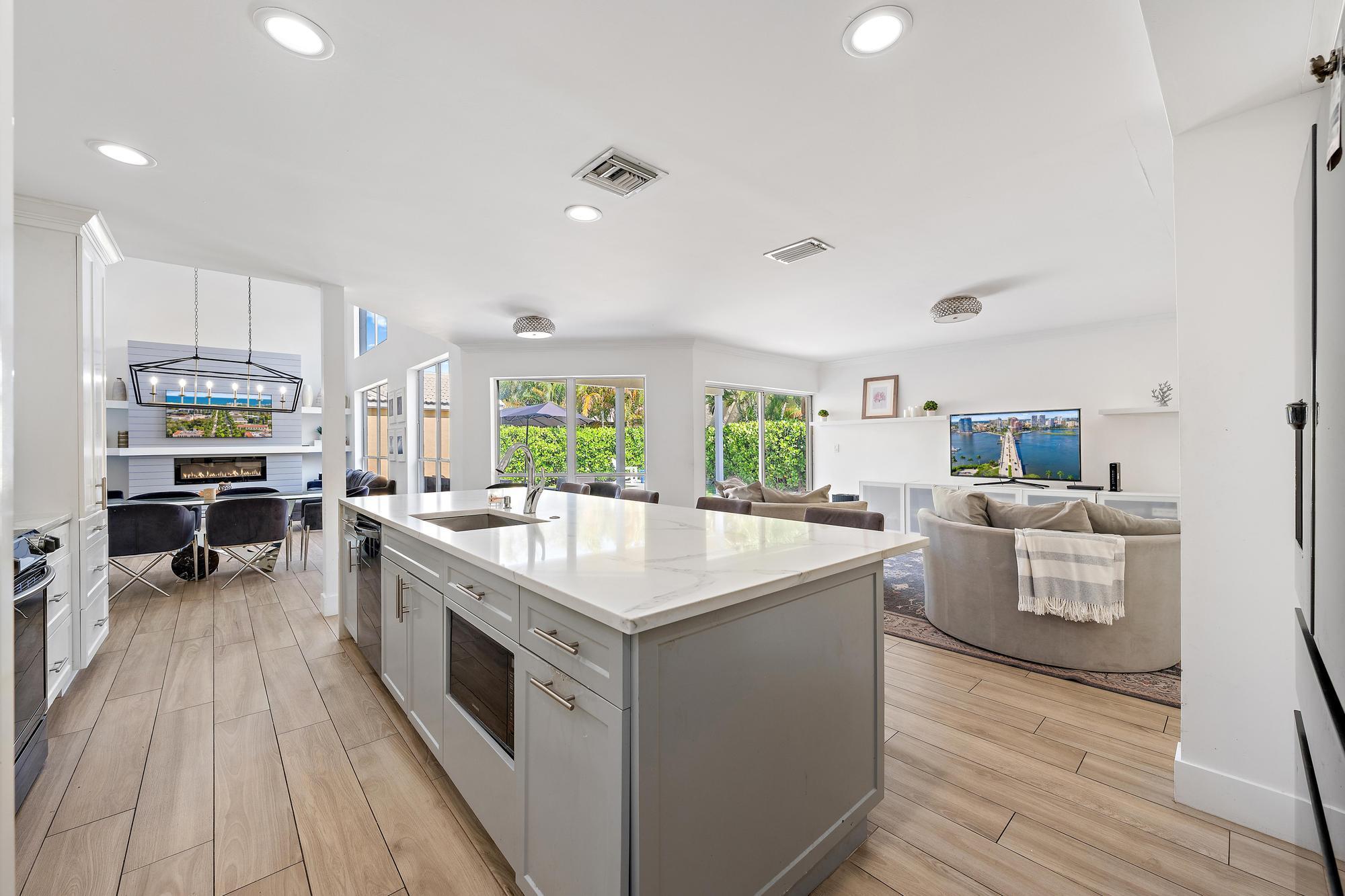 10101 Oak Bark, Palm Beach Gardens FL 33410