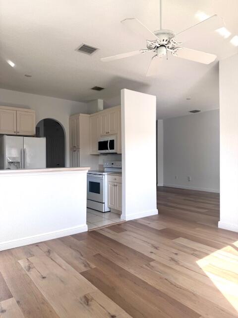 7842 Exeter, Tamarac FL 33321