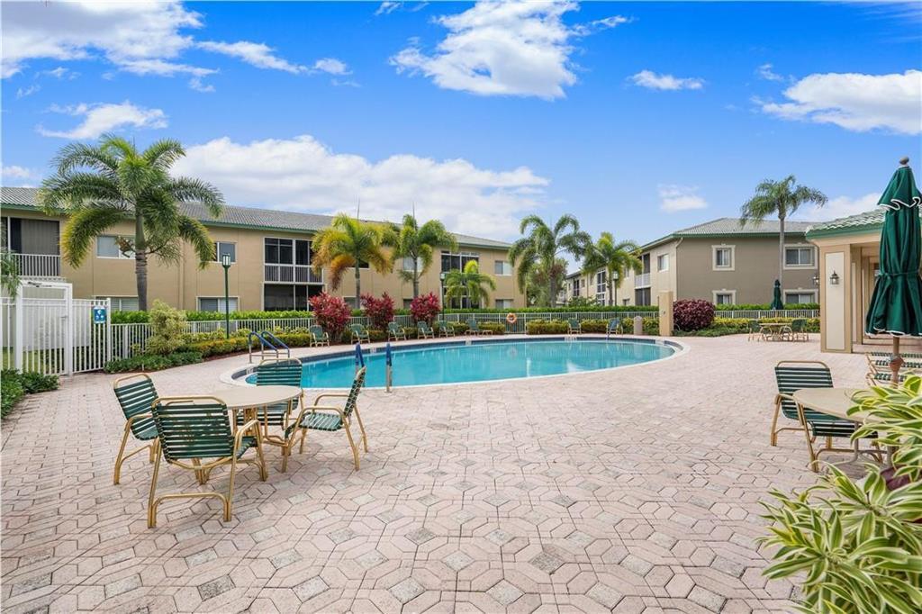 7842 Exeter, Tamarac FL 33321