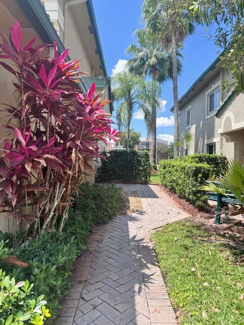 7842 Exeter, Tamarac FL 33321