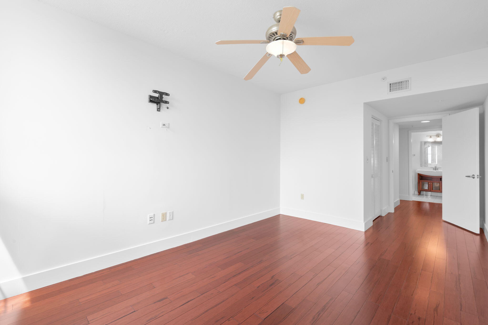 3020 NE 32nd #704, Fort Lauderdale FL 33308