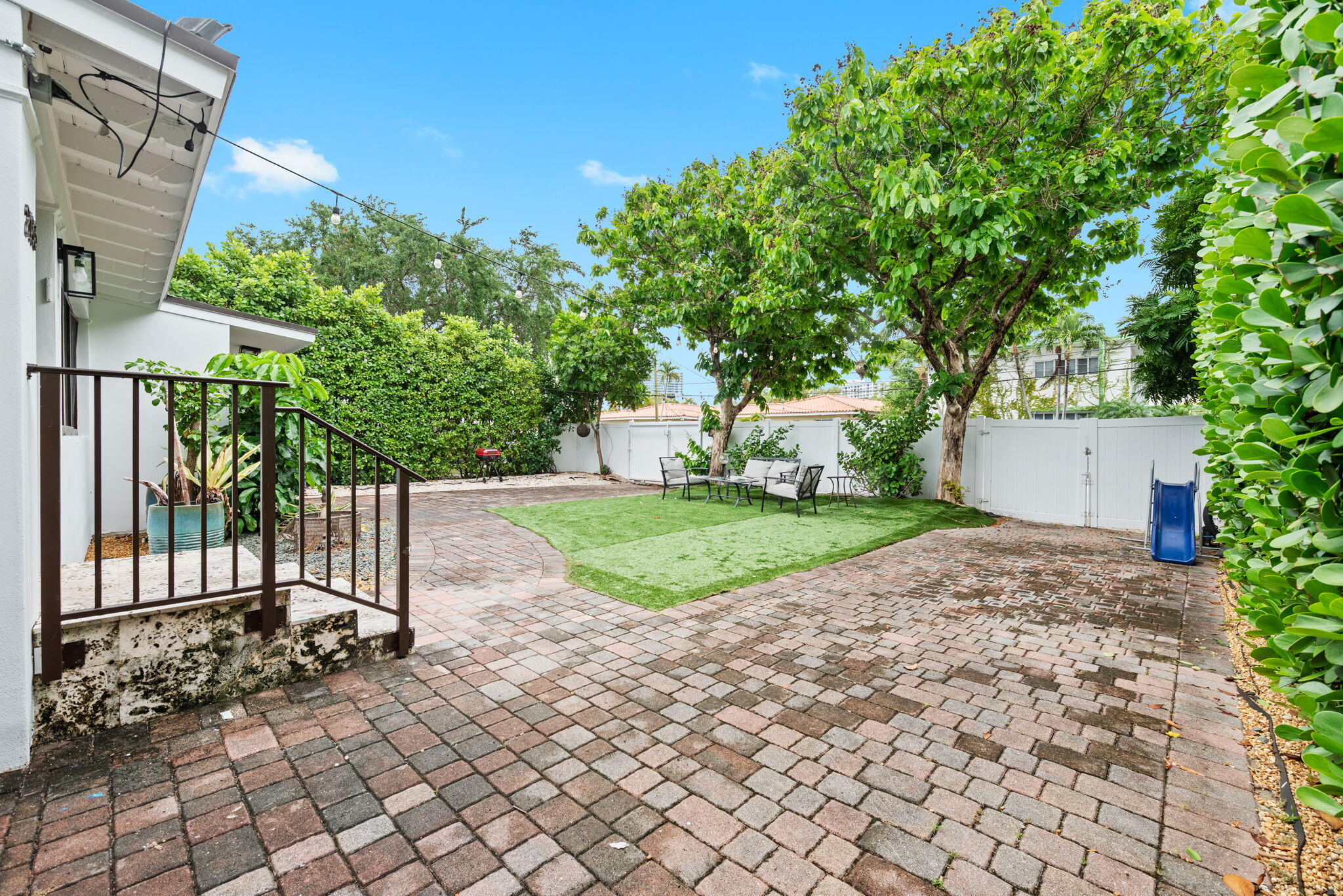 2183 Bay, Miami Beach FL 33141