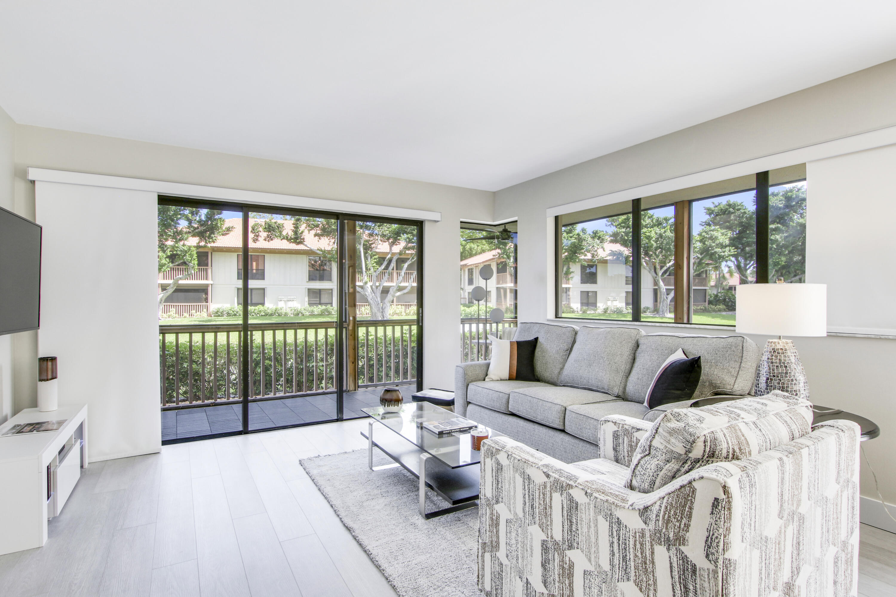 512 Brackenwood, Palm Beach Gardens FL 33418