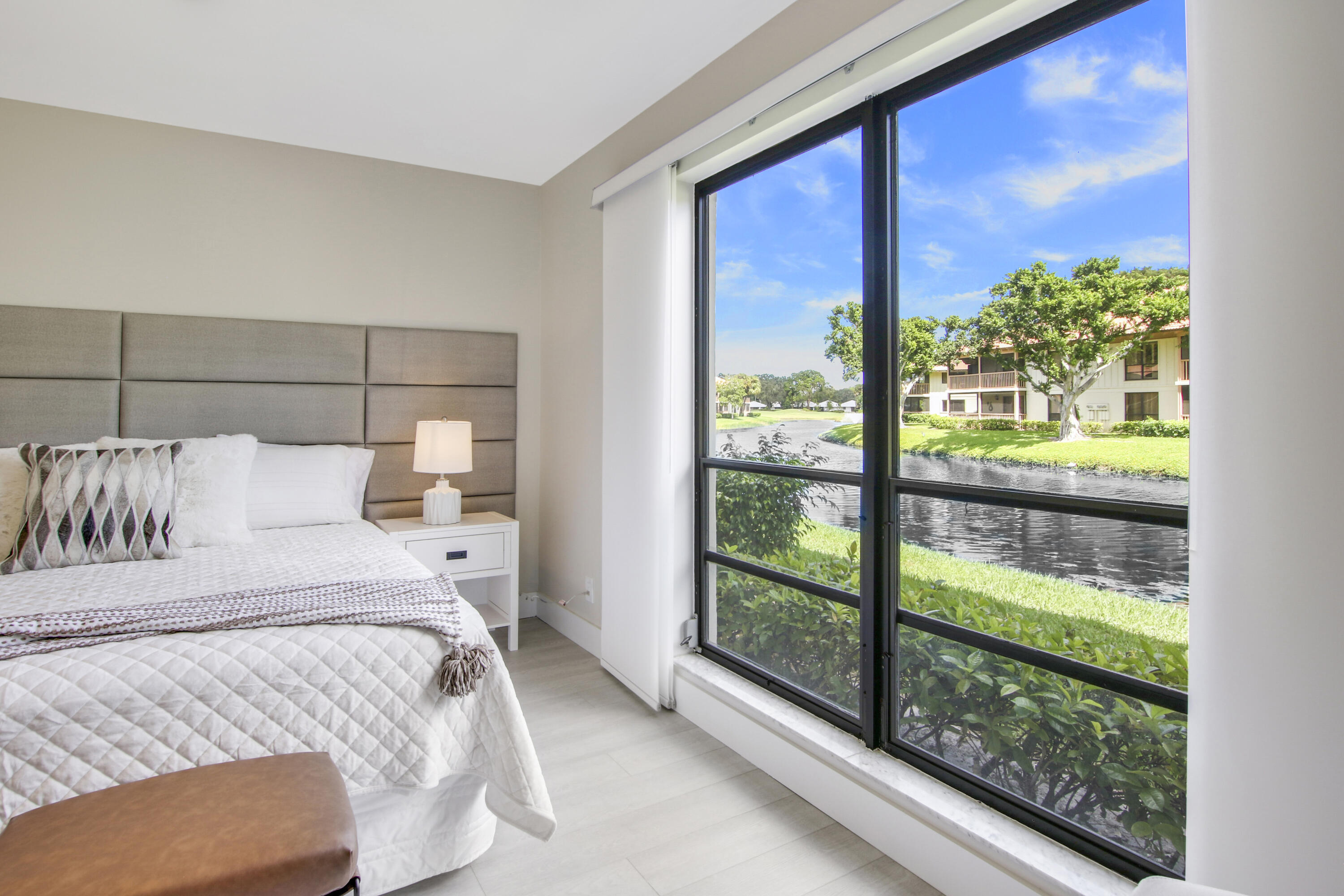 512 Brackenwood, Palm Beach Gardens FL 33418