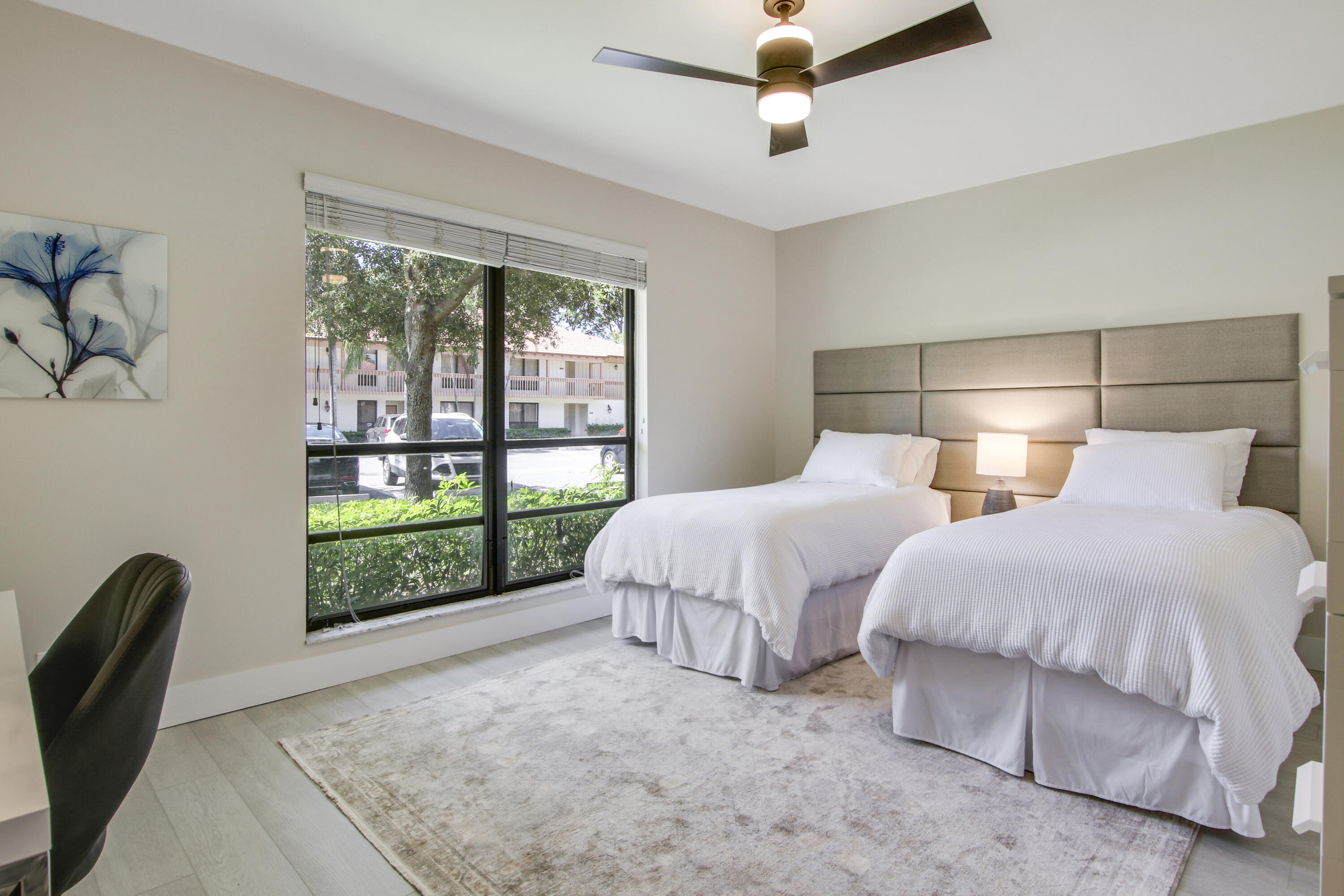 512 Brackenwood, Palm Beach Gardens FL 33418