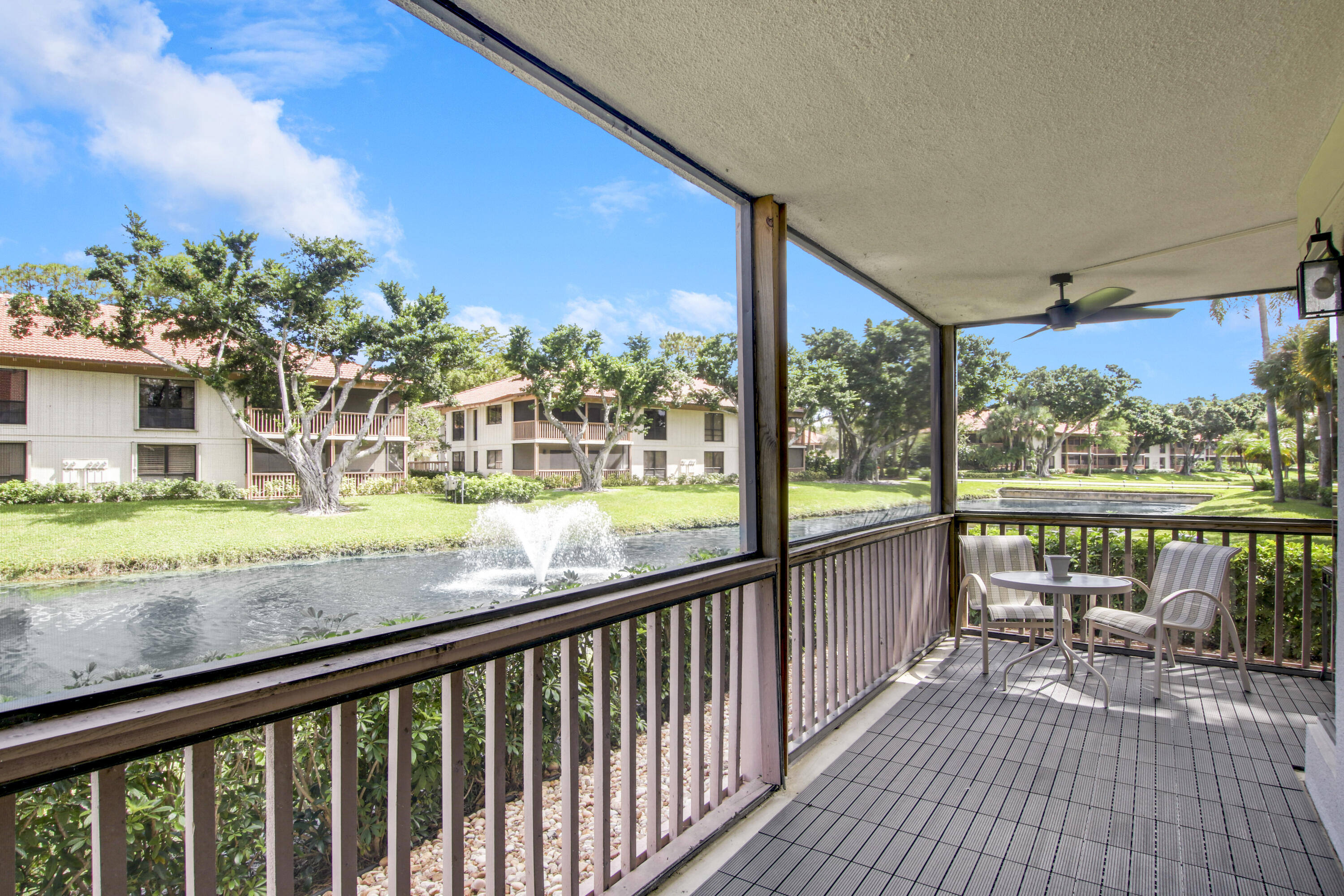 512 Brackenwood, Palm Beach Gardens FL 33418