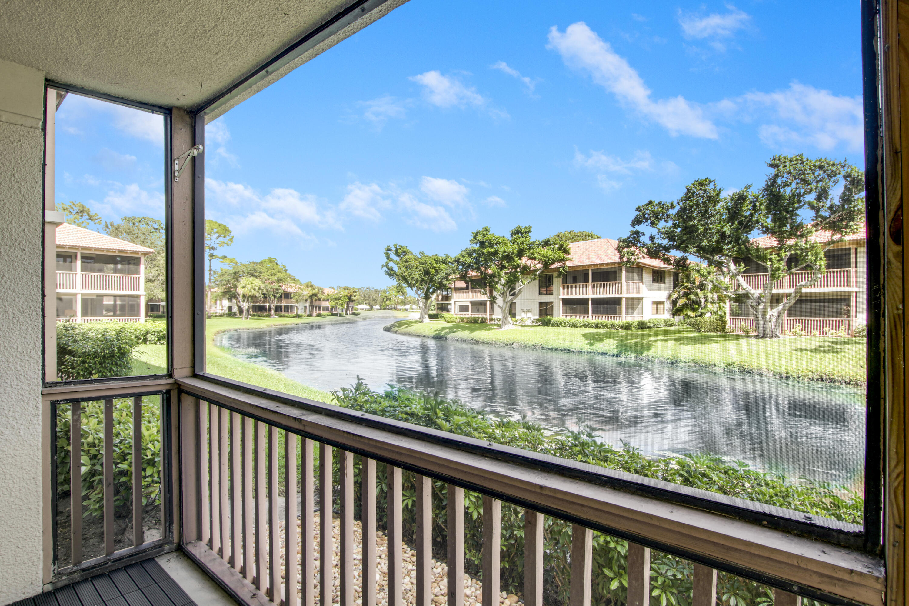 512 Brackenwood, Palm Beach Gardens FL 33418