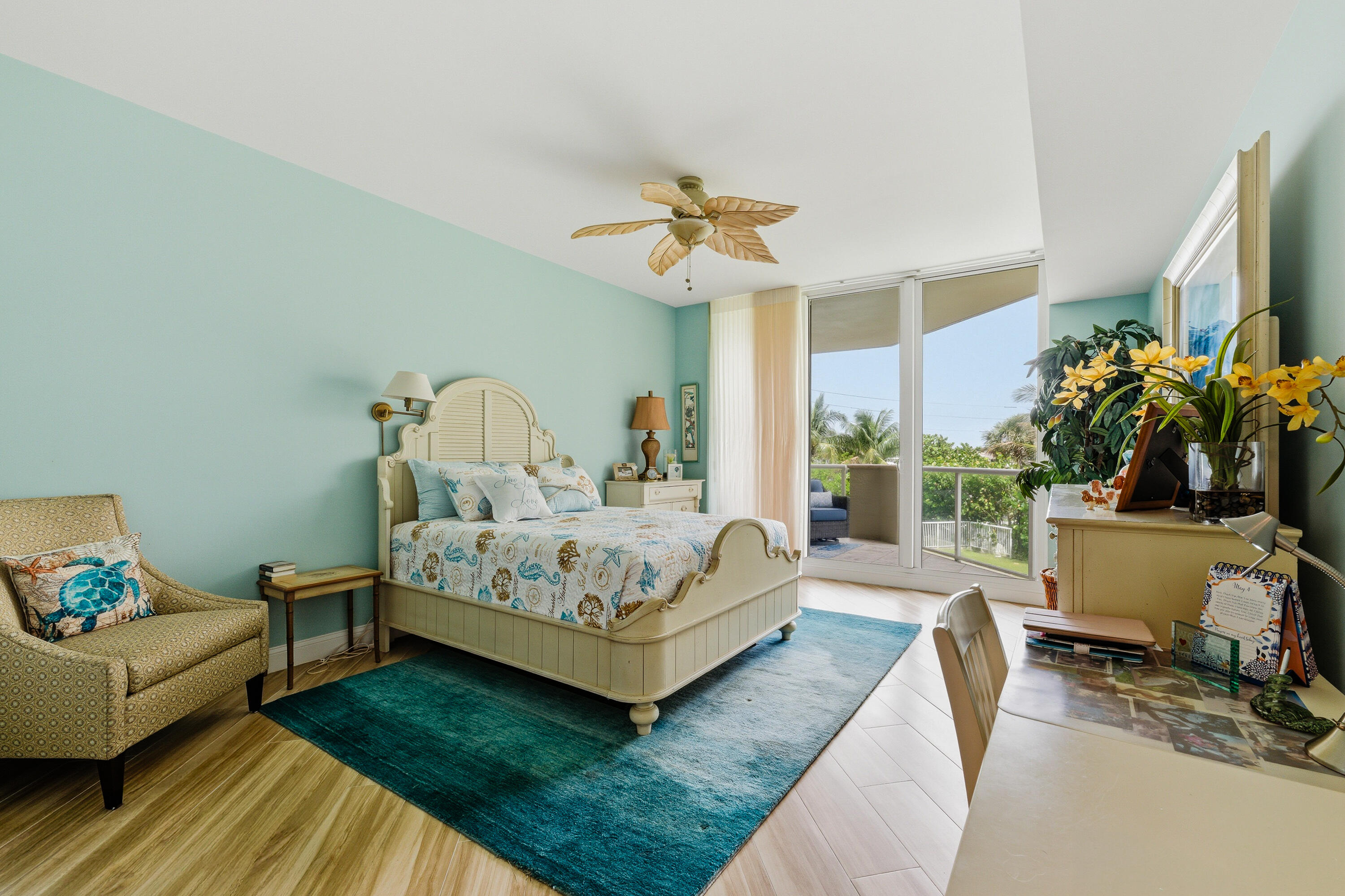 1063 Hillsboro Mile #210, Hillsboro Beach FL 33062