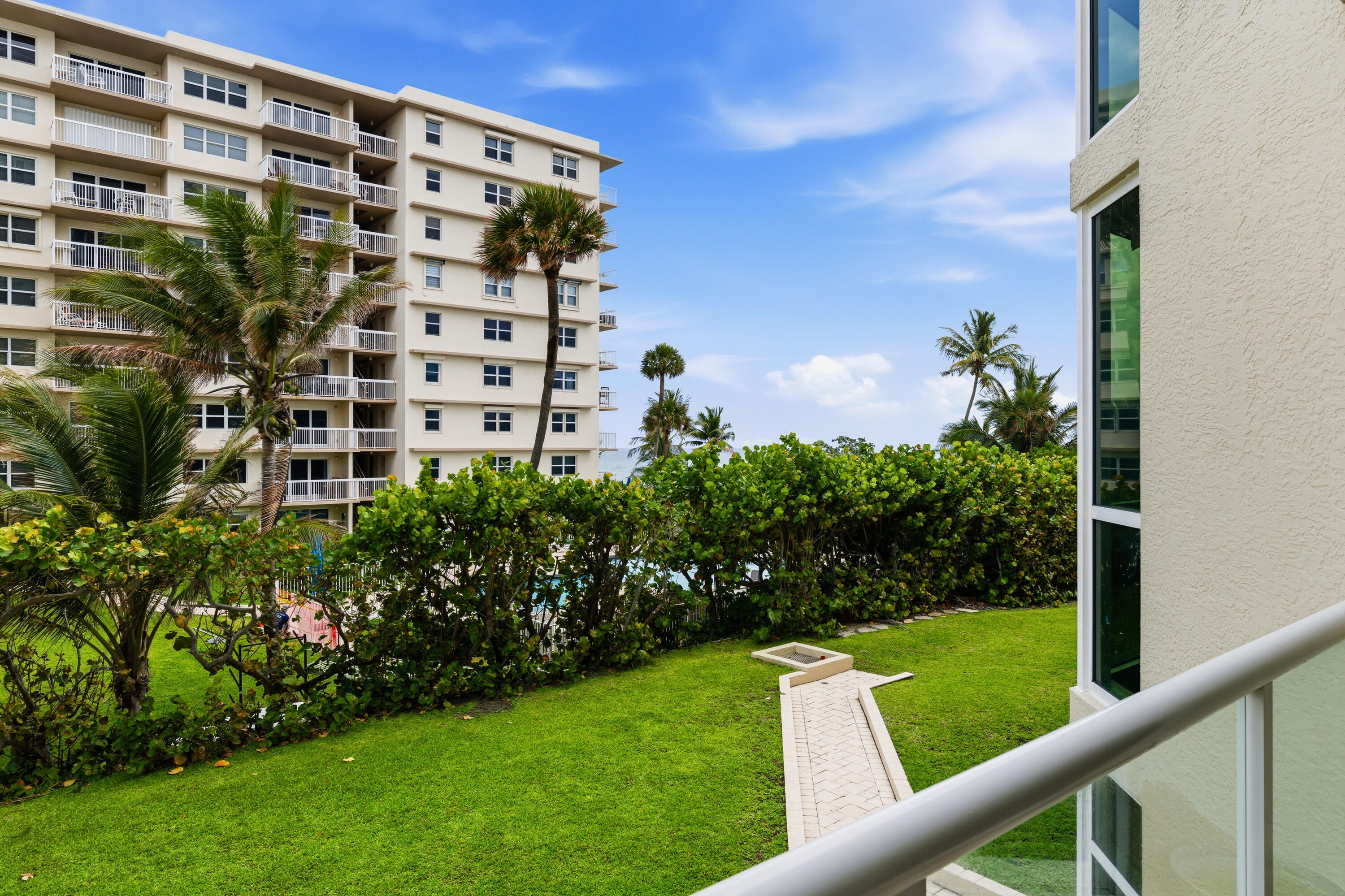 1063 Hillsboro Mile #210, Hillsboro Beach FL 33062