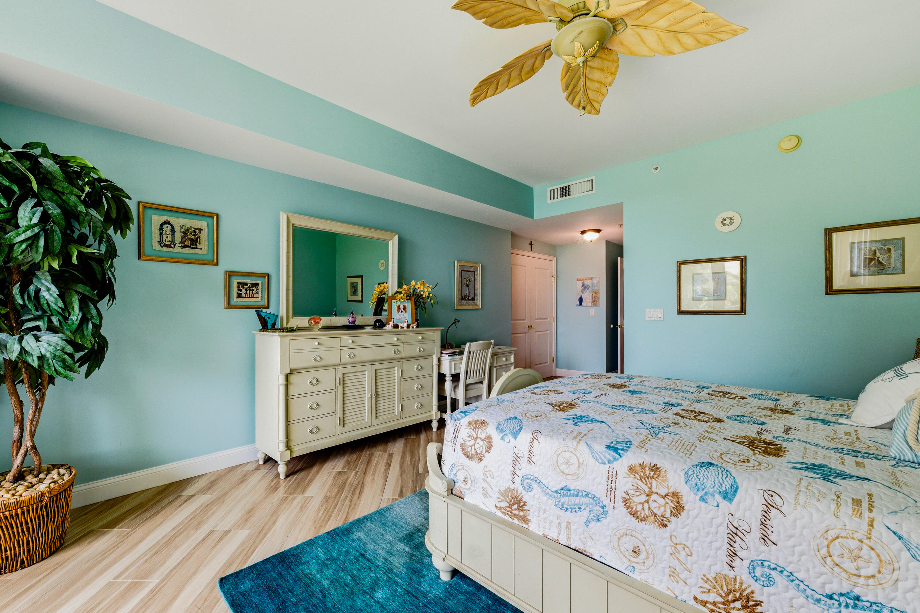 1063 Hillsboro Mile #210, Hillsboro Beach FL 33062