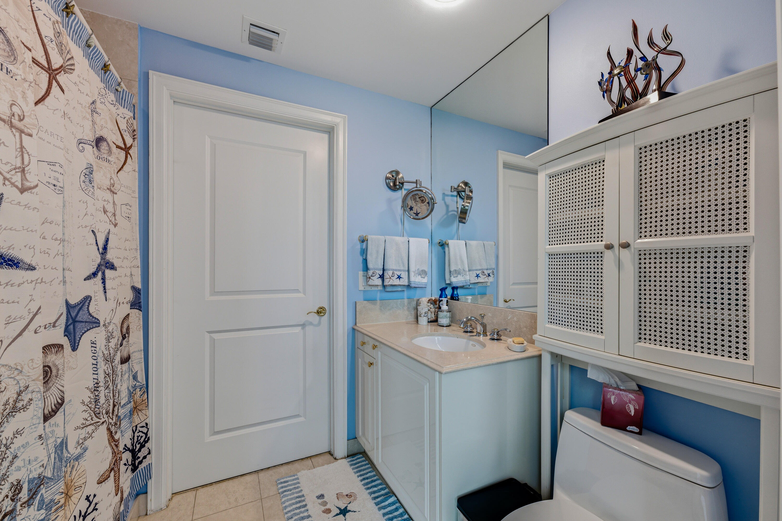 1063 Hillsboro Mile #210, Hillsboro Beach FL 33062