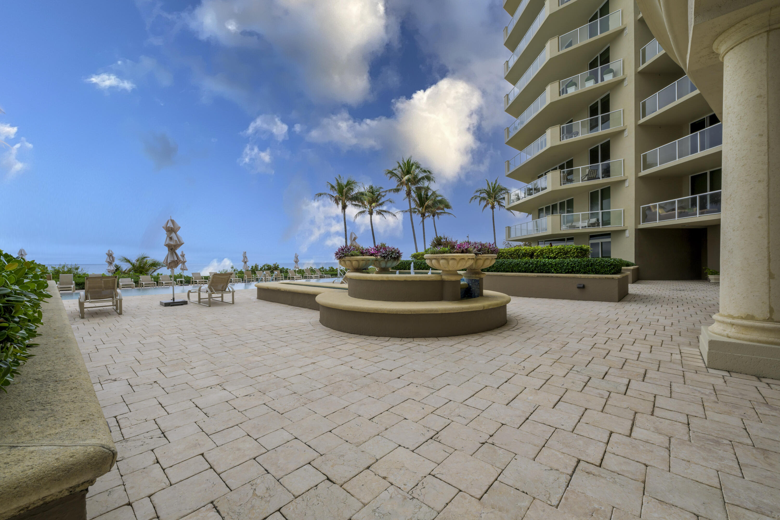 1063 Hillsboro Mile #210, Hillsboro Beach FL 33062