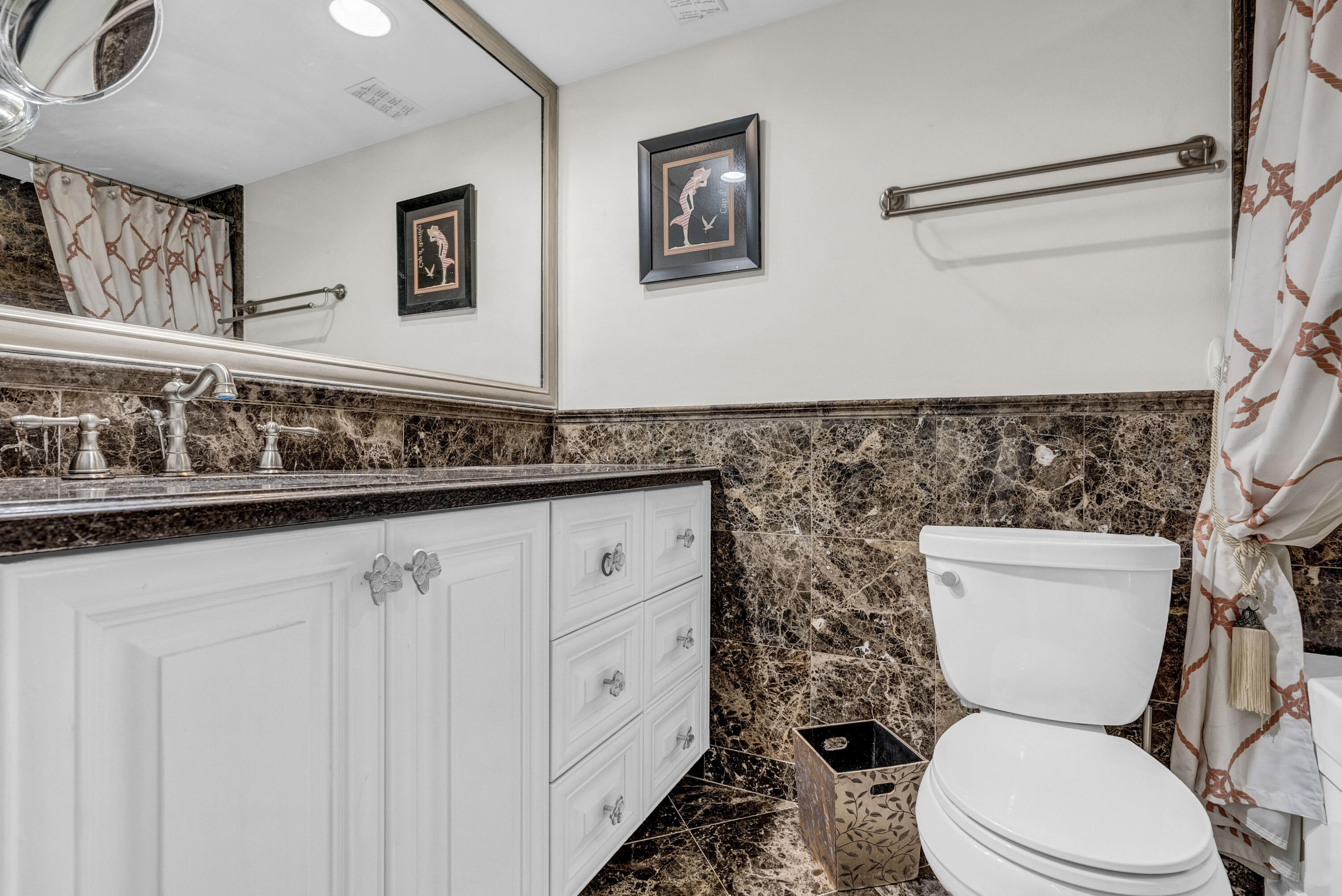 3050 NE 48th #305, Lighthouse Point FL 33064