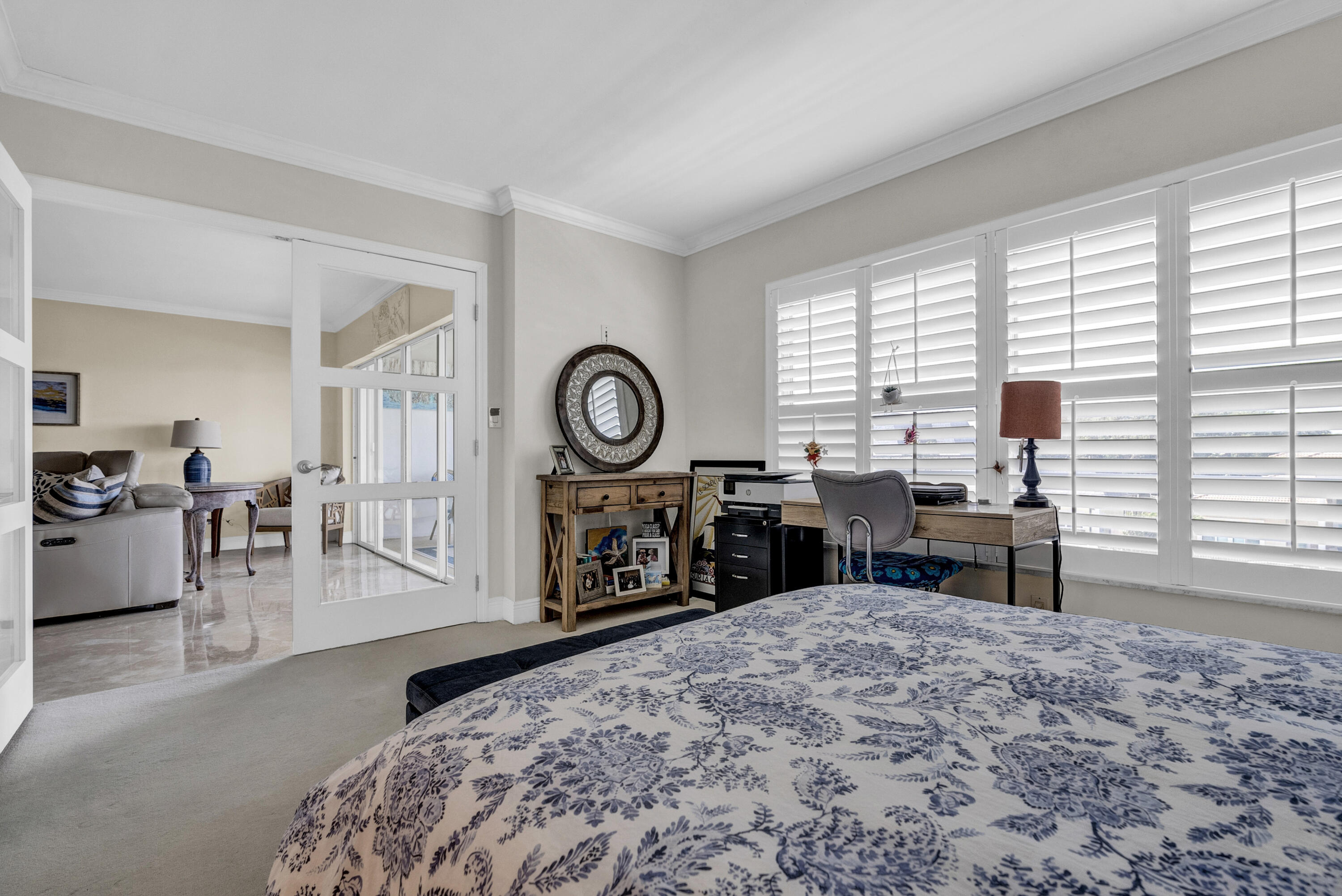 3050 NE 48th #305, Lighthouse Point FL 33064