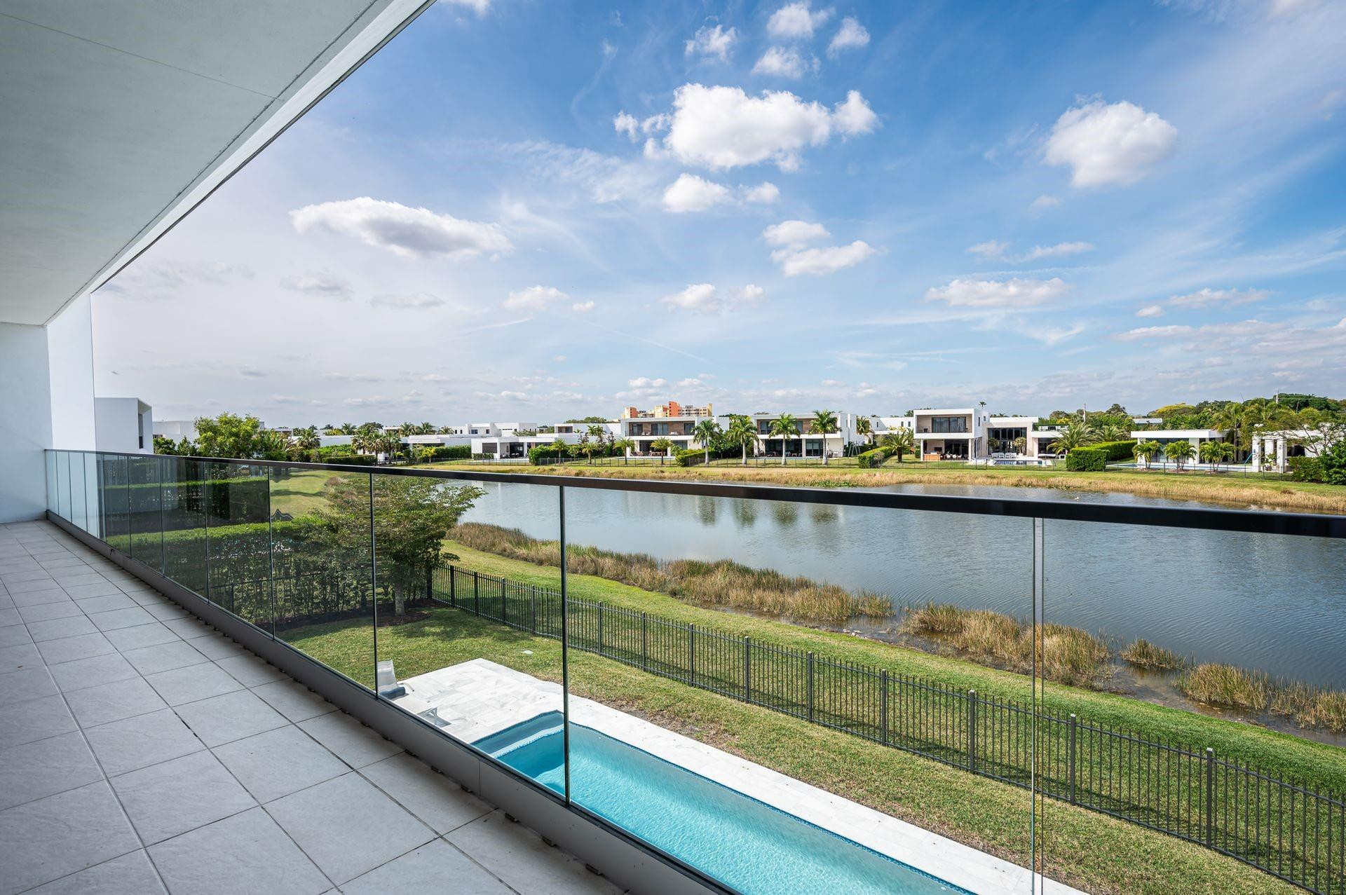16553 Botaniko, Weston FL 33326