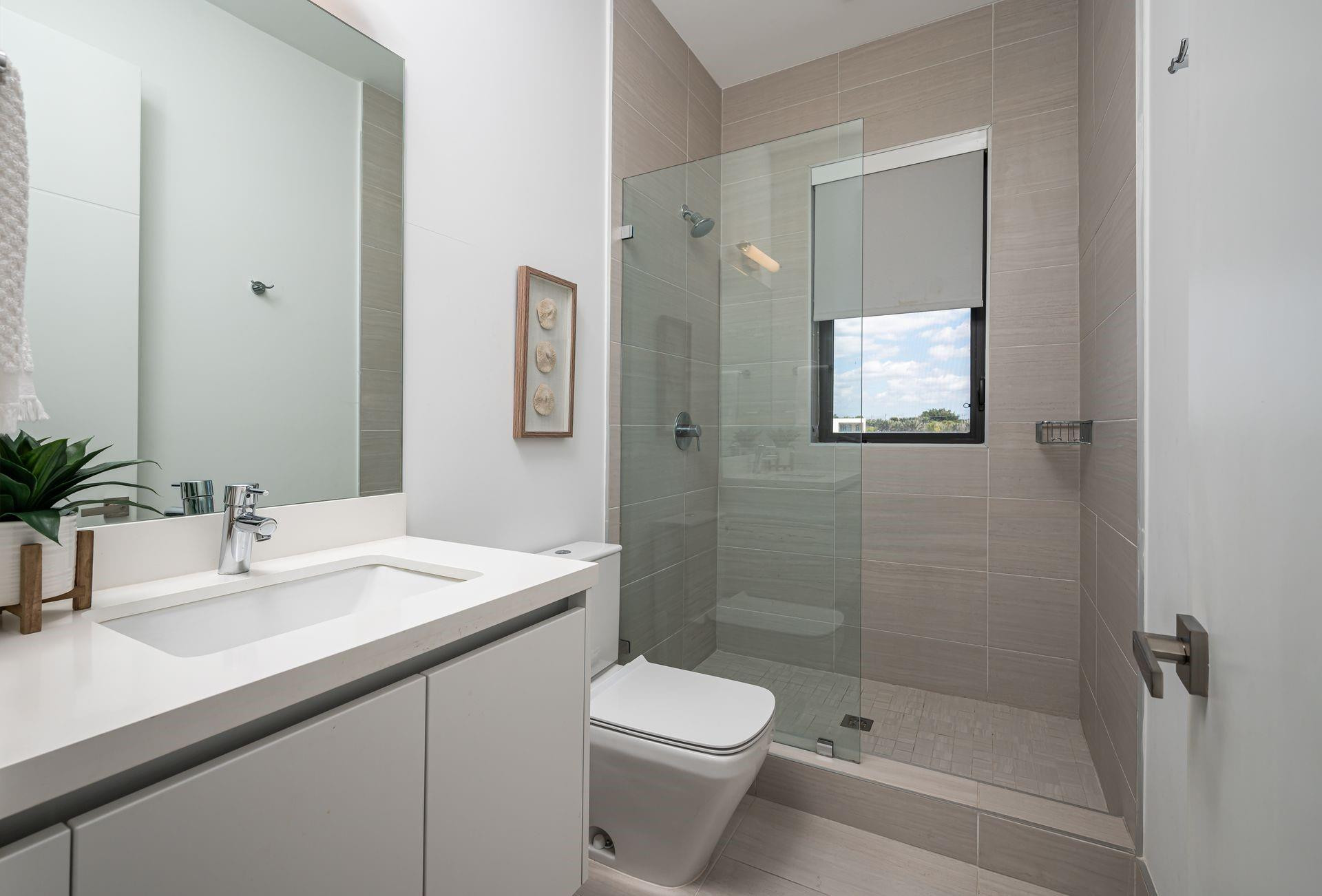 16553 Botaniko, Weston FL 33326