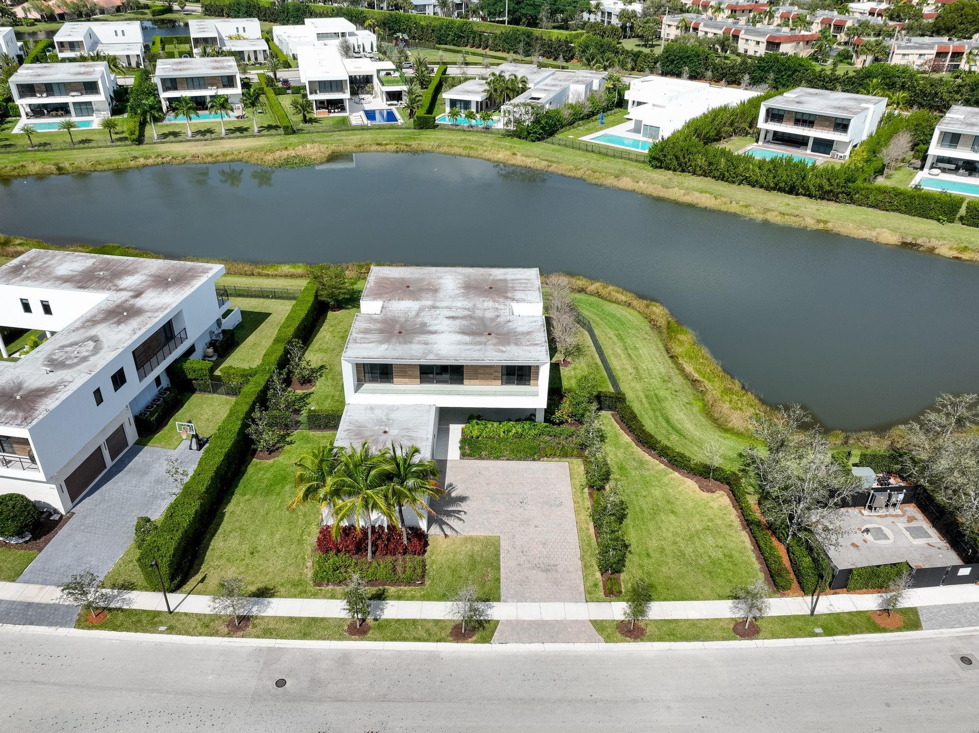 16553 Botaniko, Weston FL 33326