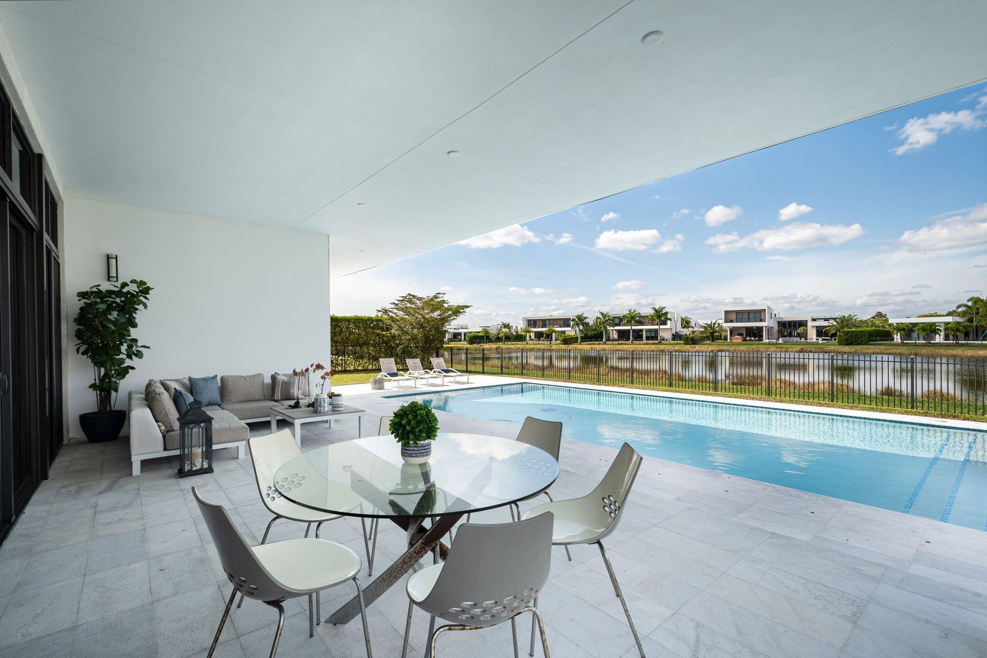 16553 Botaniko, Weston FL 33326