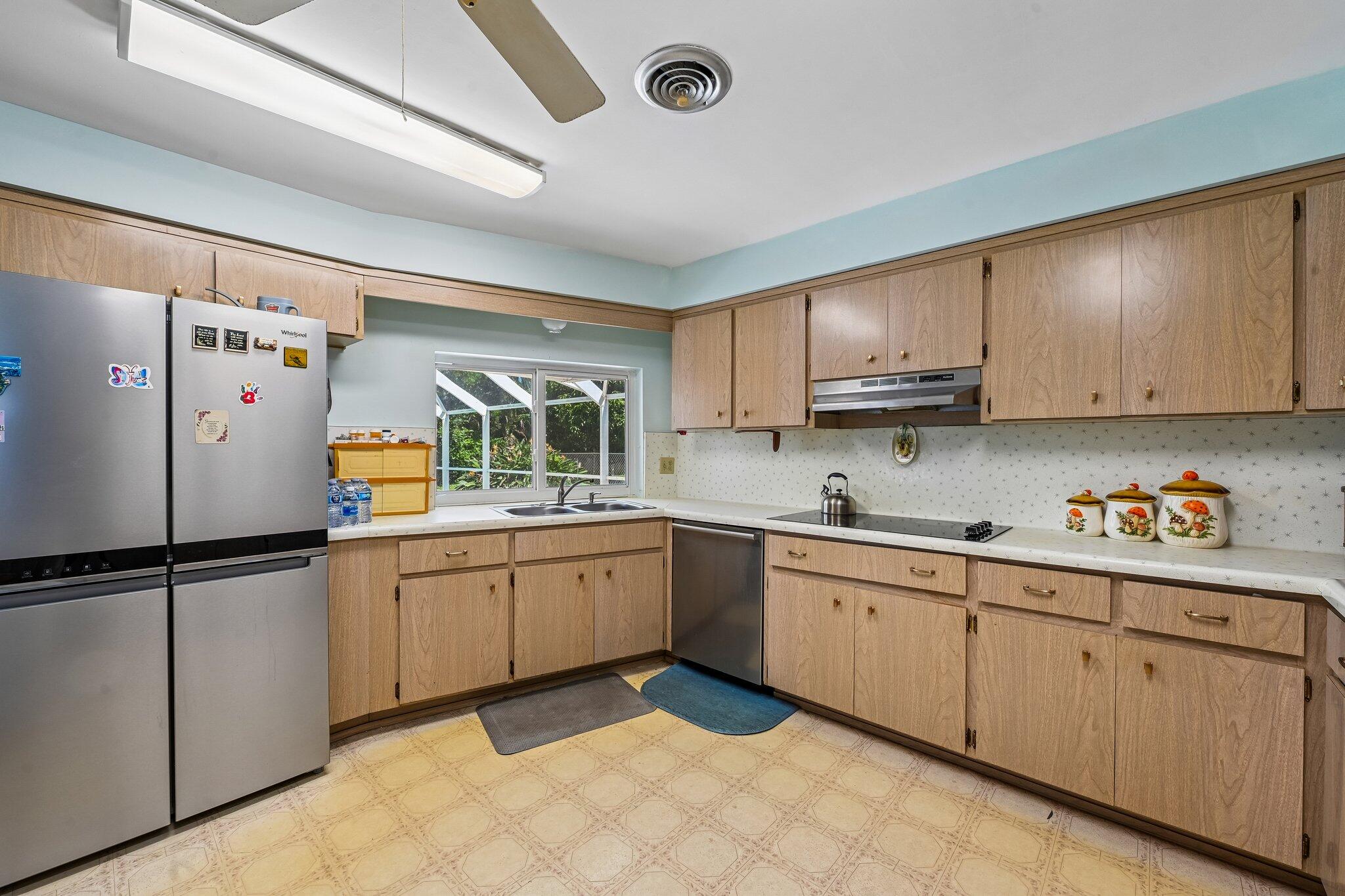 804 SE 16th, Deerfield Beach FL 33441