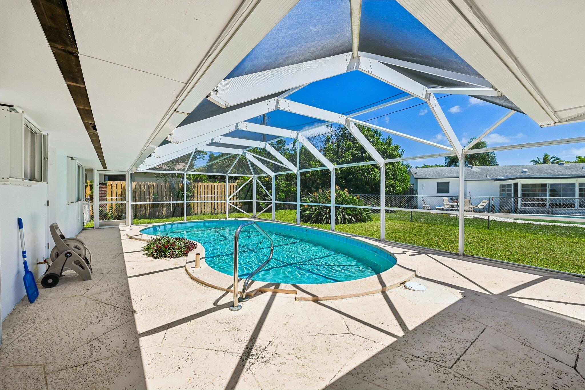 804 SE 16th, Deerfield Beach FL 33441