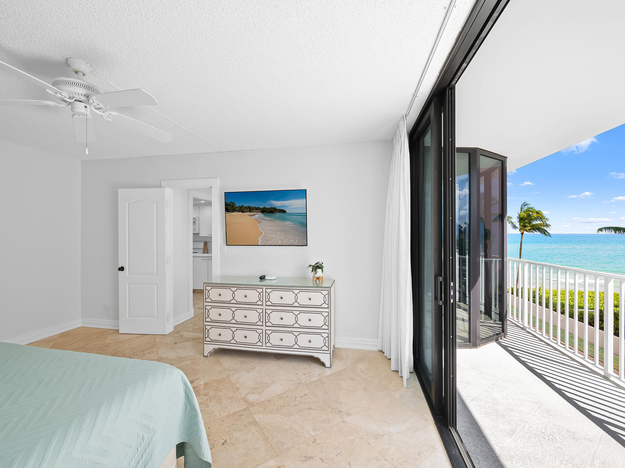 2917 S Ocean #304, Highland Beach FL 33487