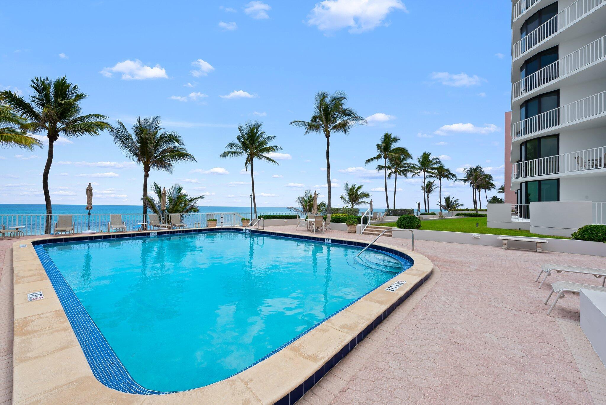 2917 S Ocean #304, Highland Beach FL 33487
