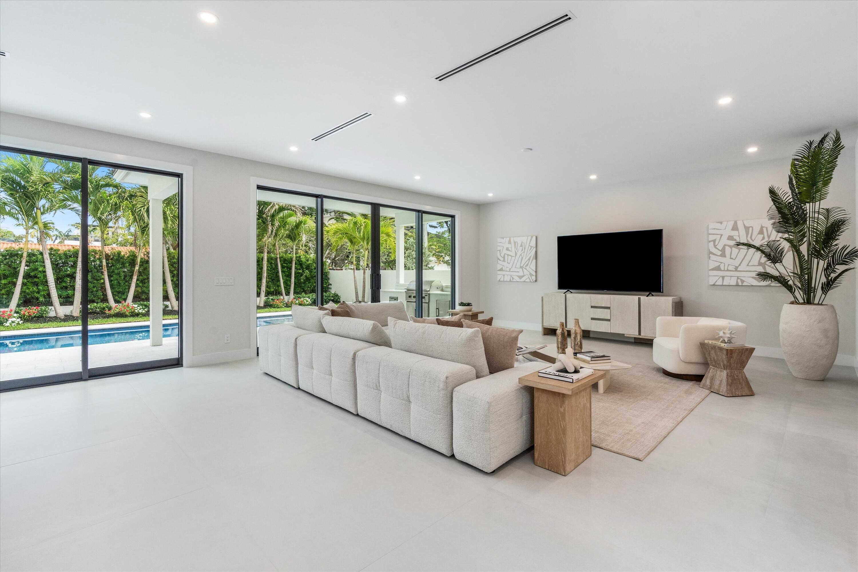 1625 SE 1st, Fort Lauderdale FL 33301