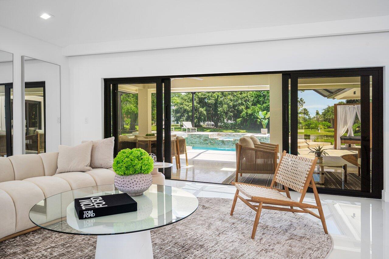 1648 Breakers West, West Palm Beach FL 33411