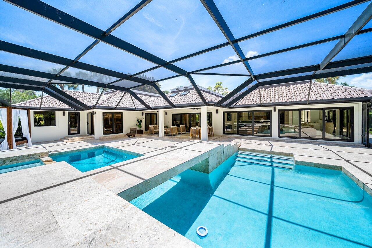 1648 Breakers West, West Palm Beach FL 33411