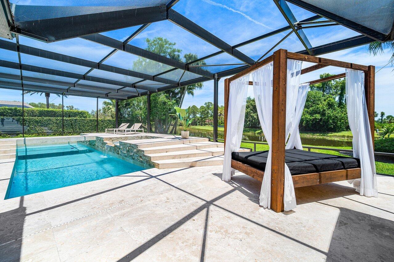 1648 Breakers West, West Palm Beach FL 33411