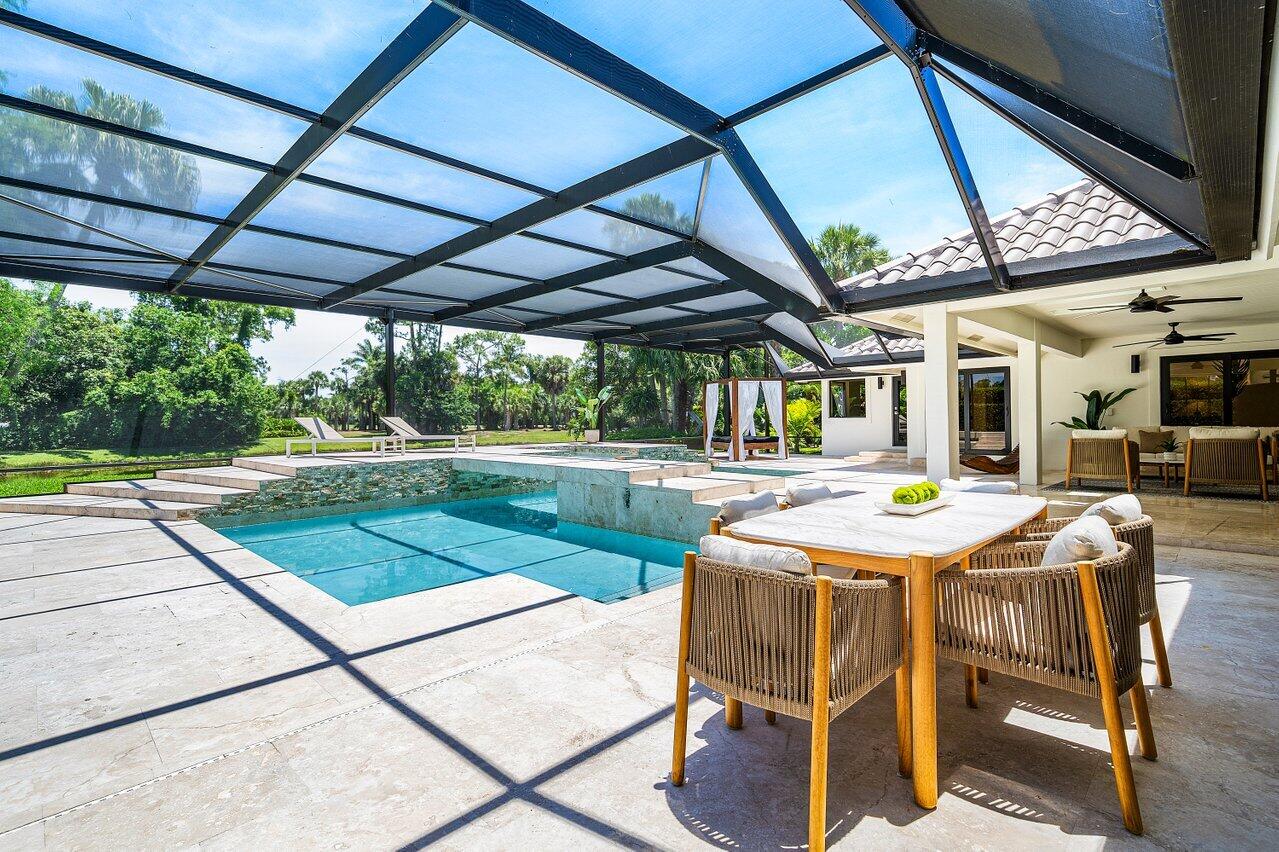 1648 Breakers West, West Palm Beach FL 33411