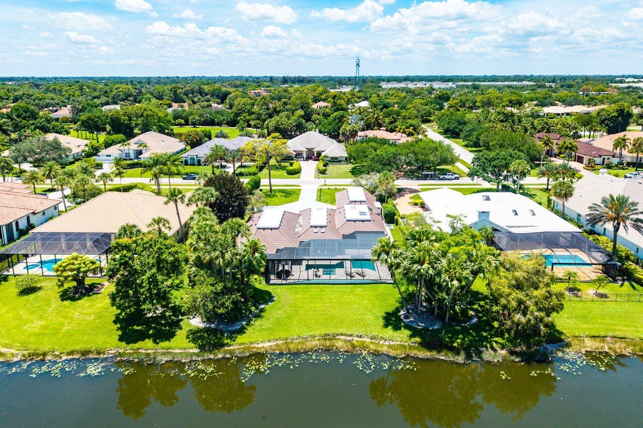 1648 Breakers West, West Palm Beach FL 33411