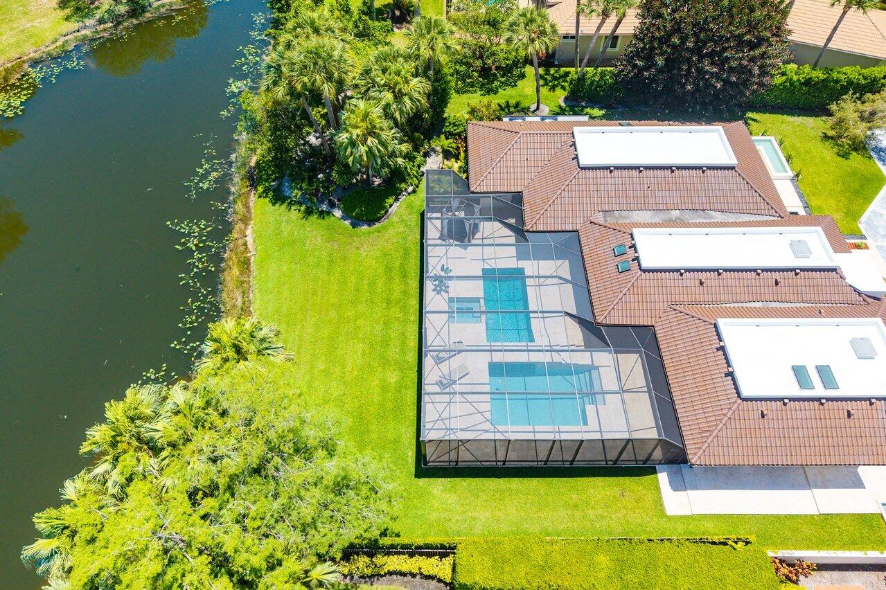 1648 Breakers West, West Palm Beach FL 33411