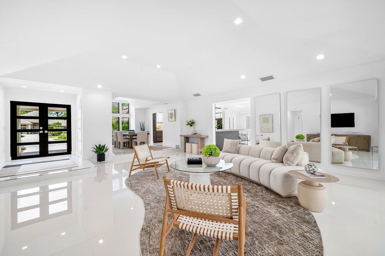 1648 Breakers West, West Palm Beach FL 33411