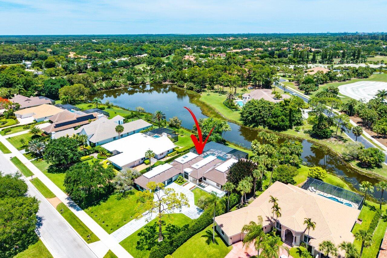 1648 Breakers West, West Palm Beach FL 33411