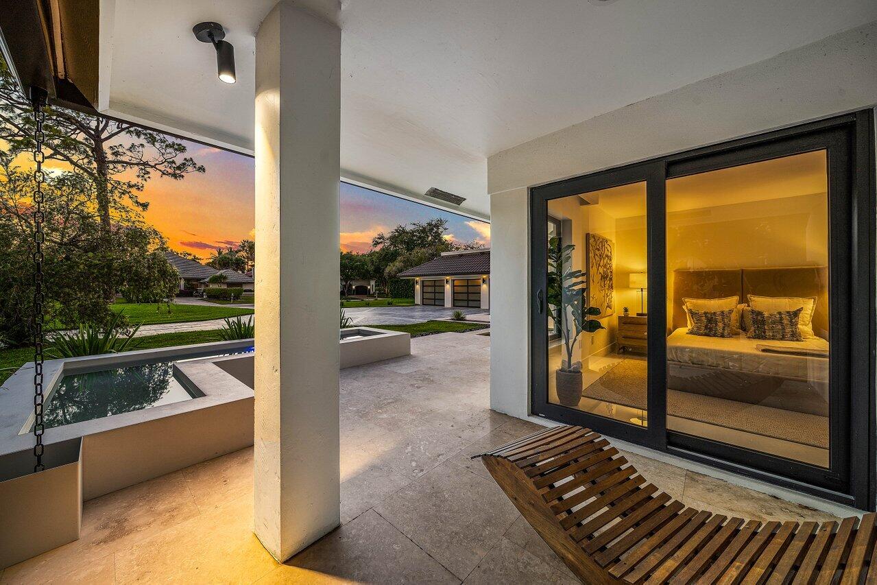1648 Breakers West, West Palm Beach FL 33411