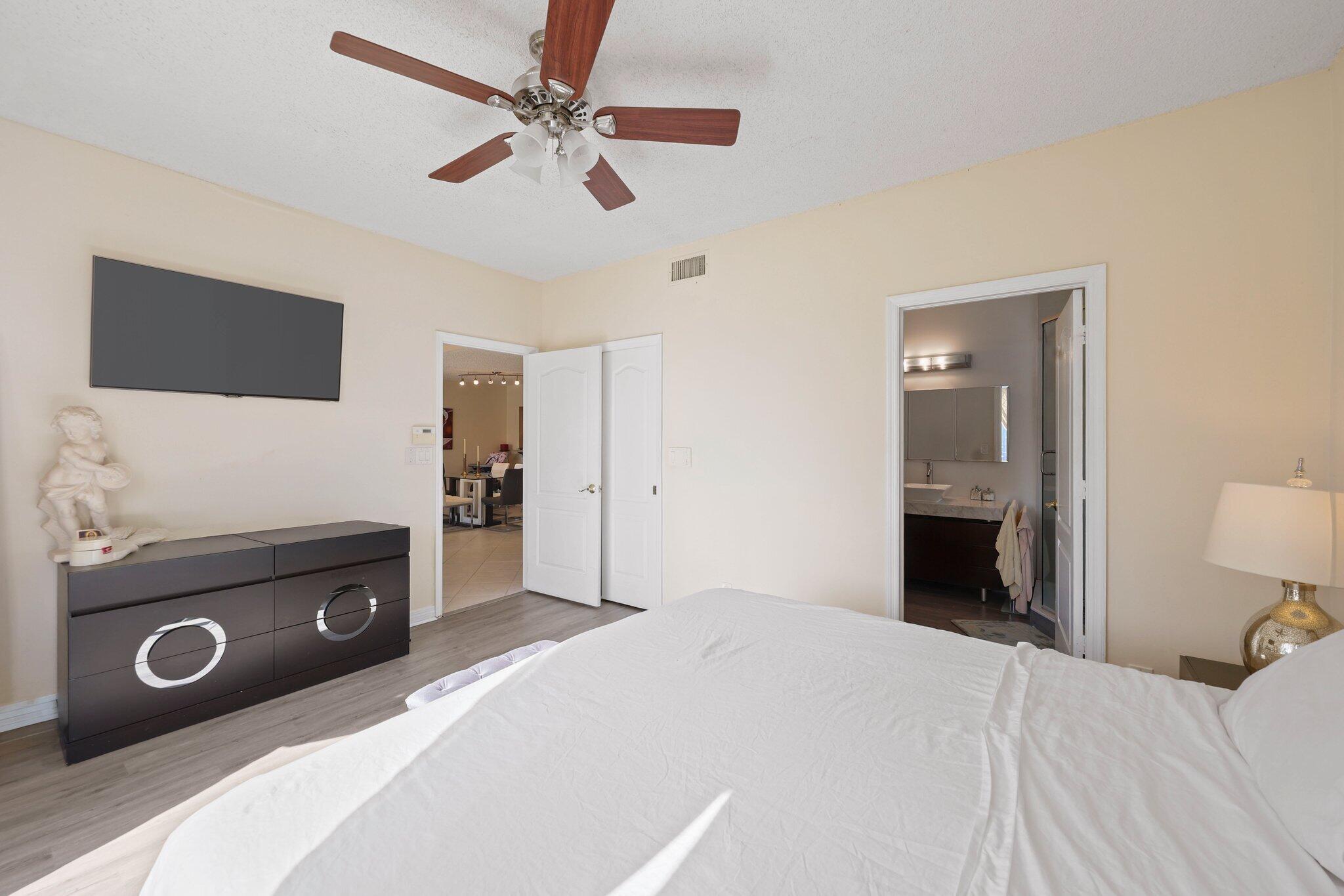 8634 Via Reale #3, Boca Raton FL 33496