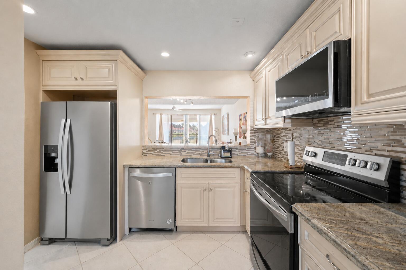 8634 Via Reale #3, Boca Raton FL 33496
