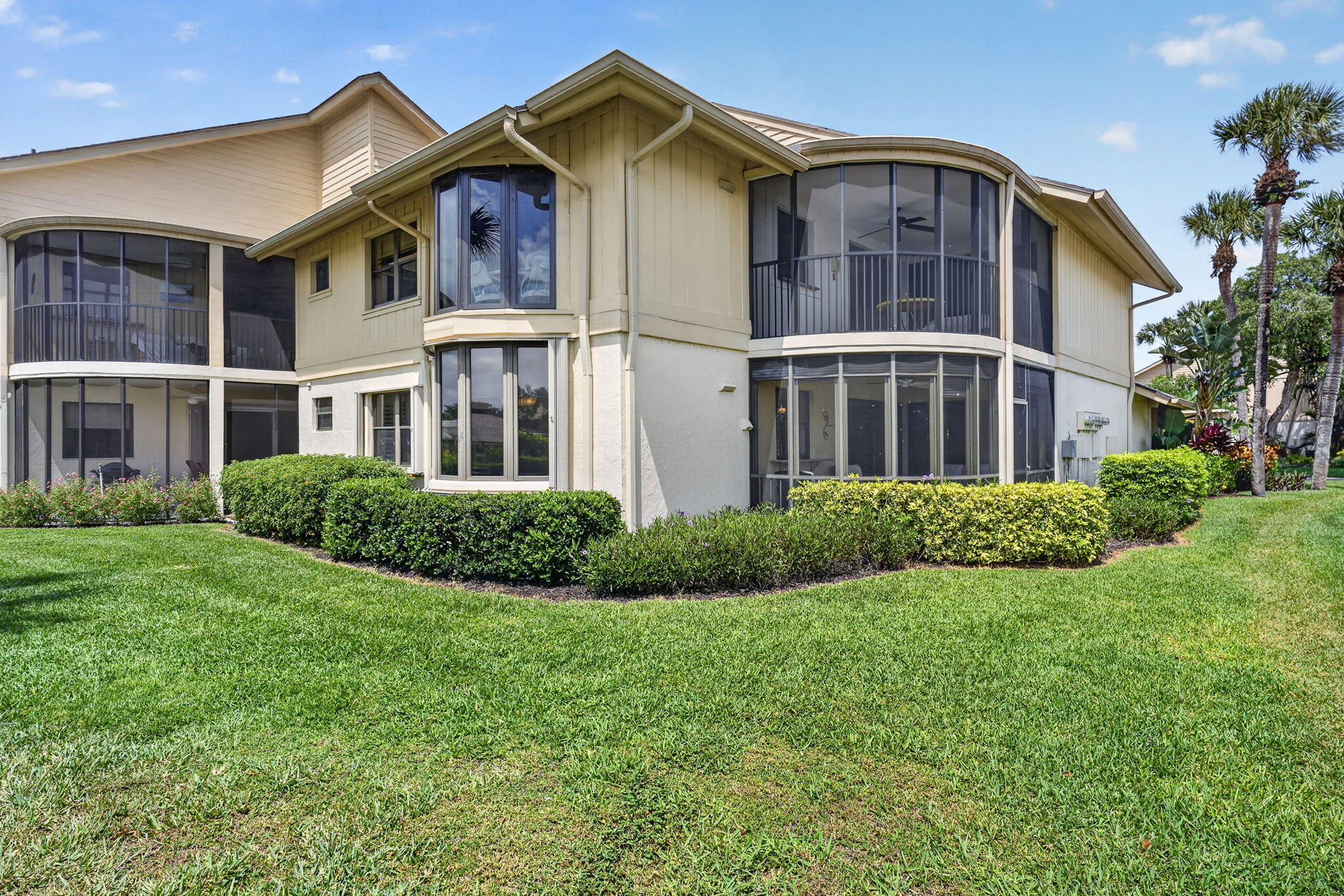 16997 Waterbend #139, Jupiter FL 33477