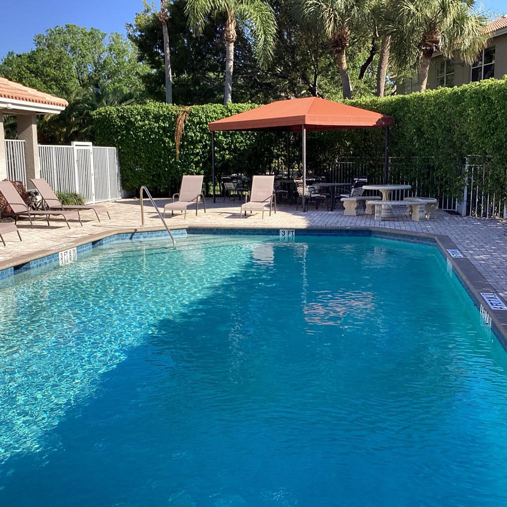 20970 Via  Olander #D, Boca Raton FL 33428