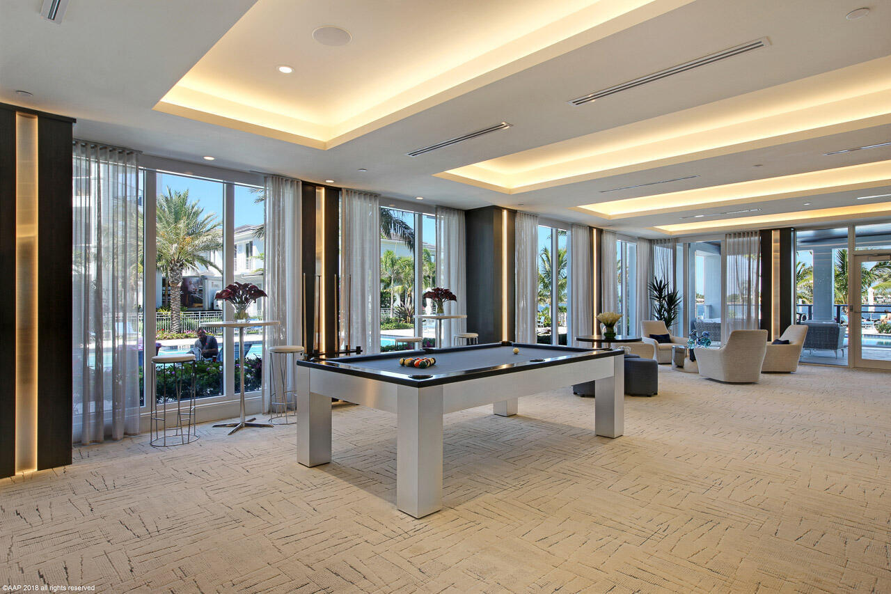 1 Water Club #704, North Palm Beach FL 33408