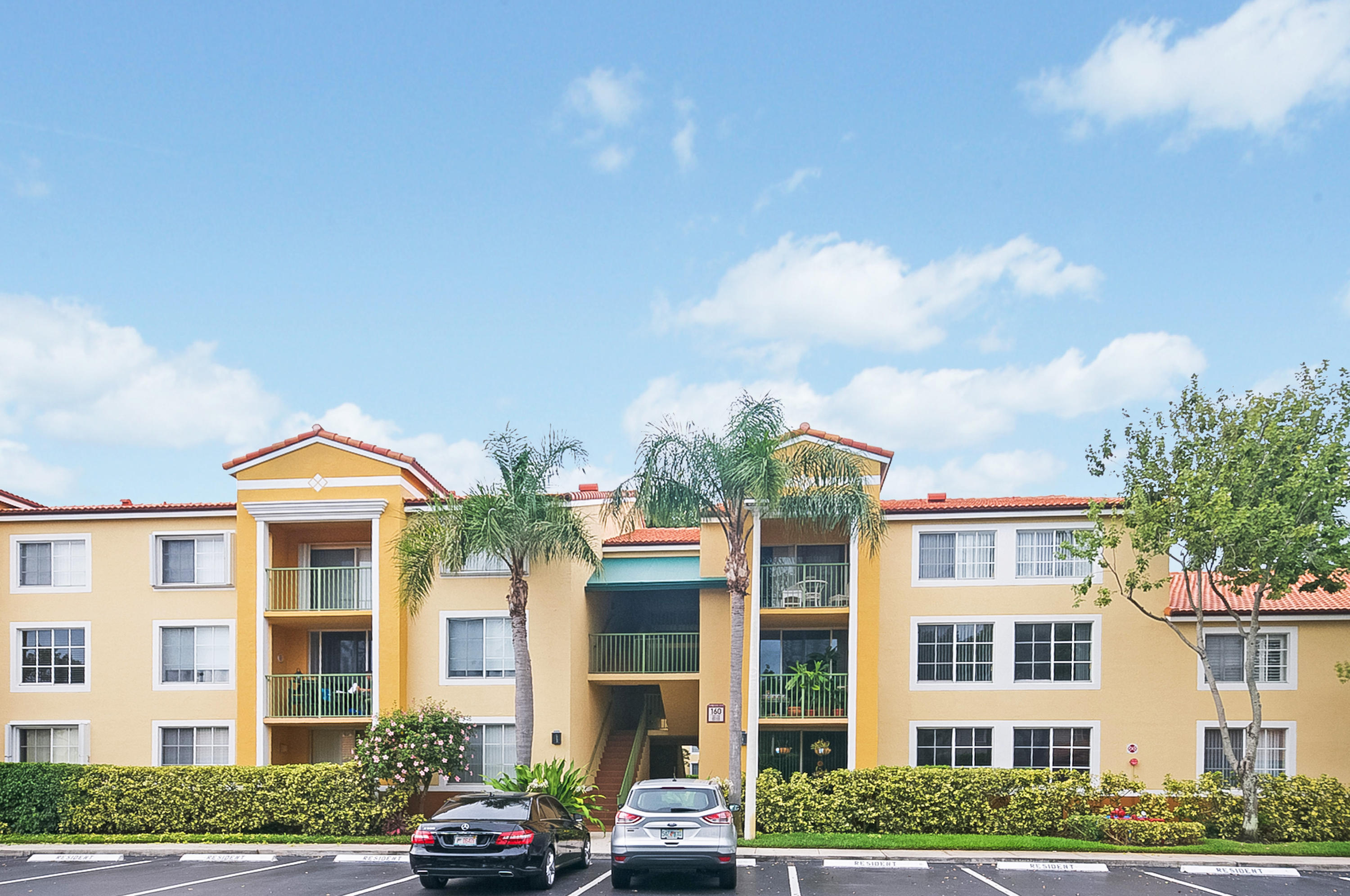 160 Yacht Club 206 #206, Hypoluxo FL 33462
