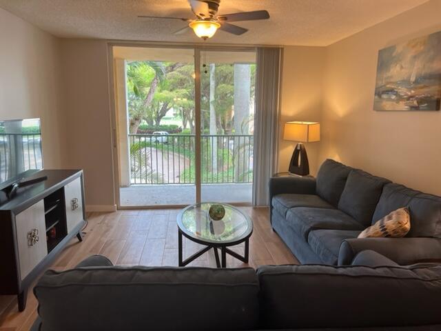 160 Yacht Club 206 #206, Hypoluxo FL 33462