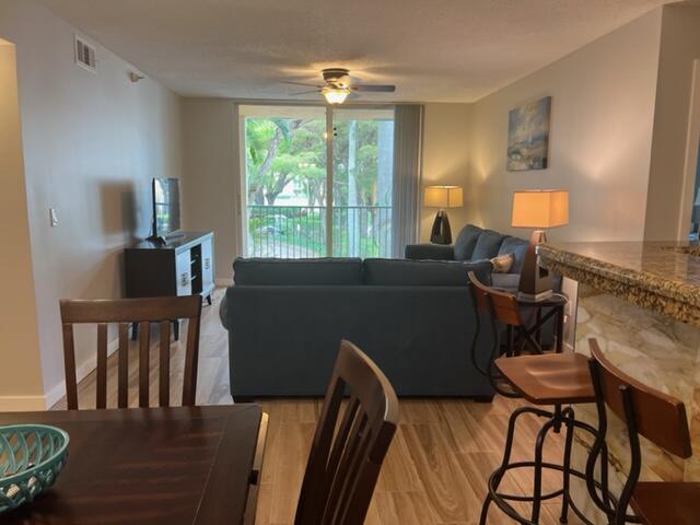 160 Yacht Club 206 #206, Hypoluxo FL 33462